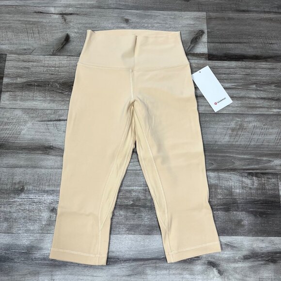Lululemon Athletic Align High Rise Crop Yoga Pants NWT Prosecco Women’s Size 6